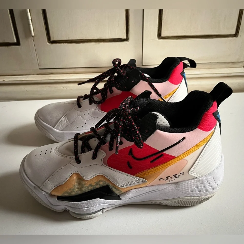 Women’s Nike Jordan Zoom 92 White Black Siren Red Yellow Shoes Sneakers 7.5